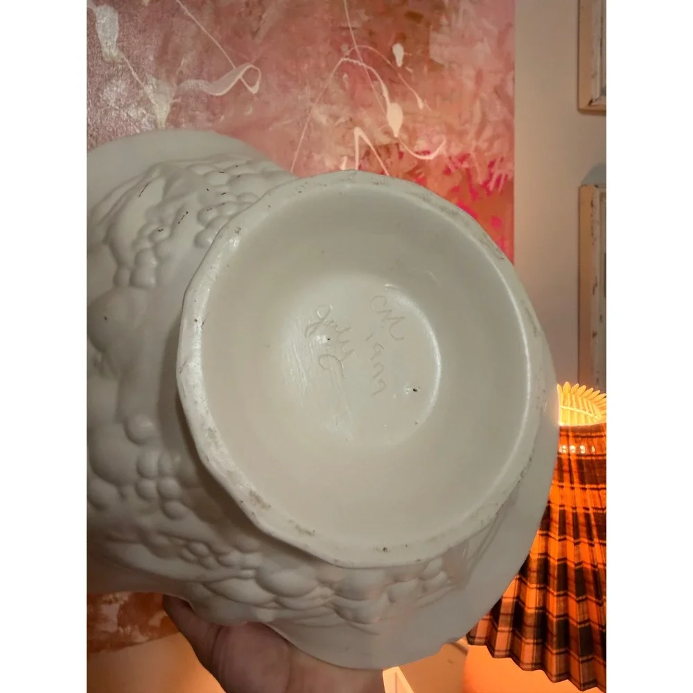 Handmade Ceramic Fruit Basket OS White 1977 Vintage Grape Embossed Rope Handle